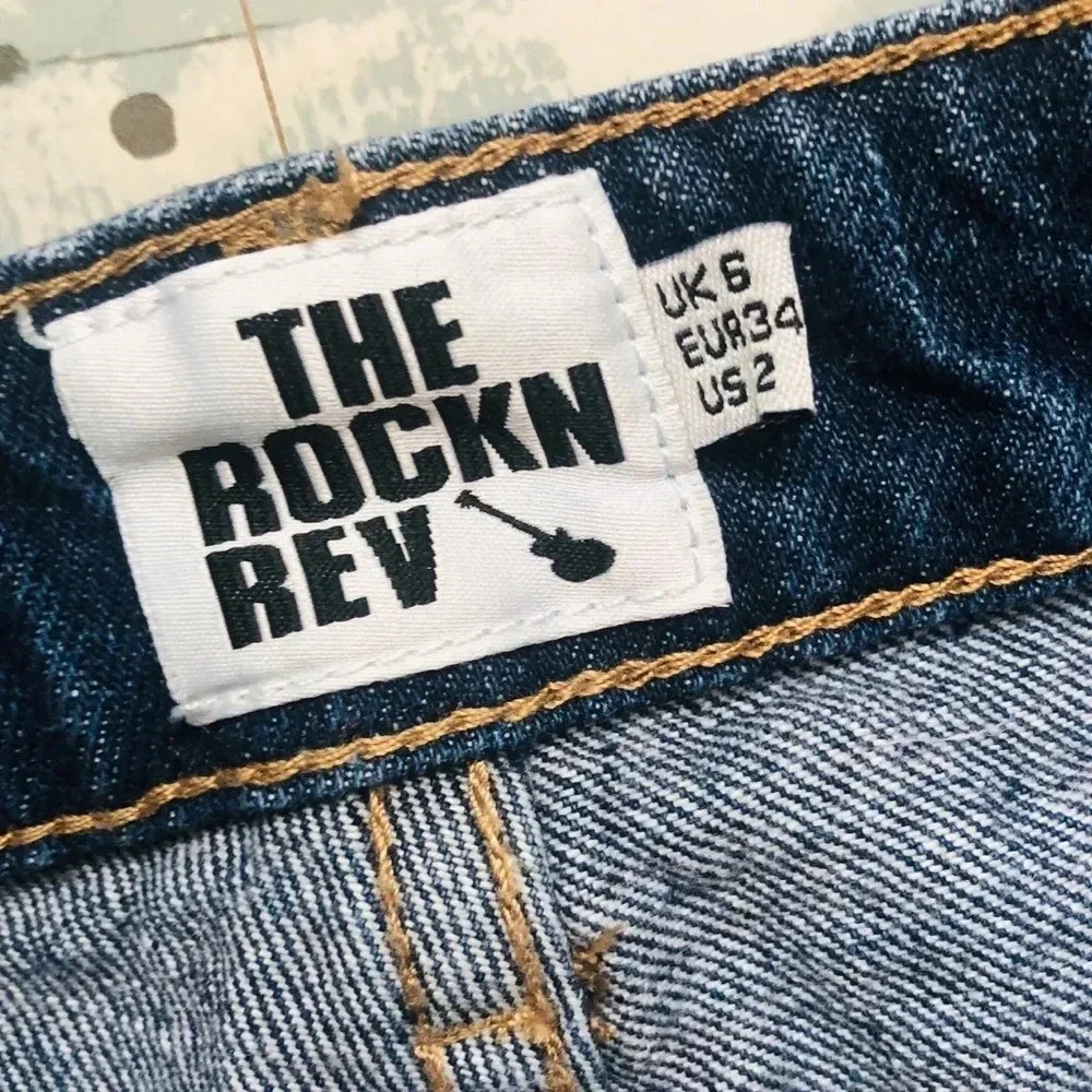 ⭐️The Rockin Rev Maisie Distressed Mom Jean - Picture 6 of 6